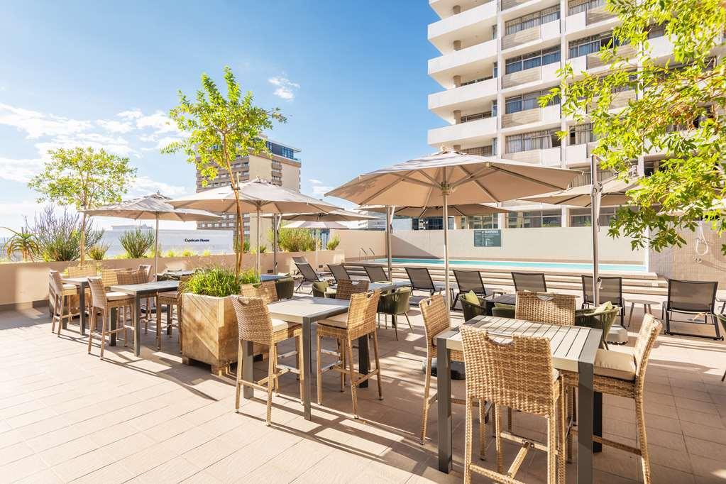 Hilton Garden Inn Windhoek Bilik gambar
