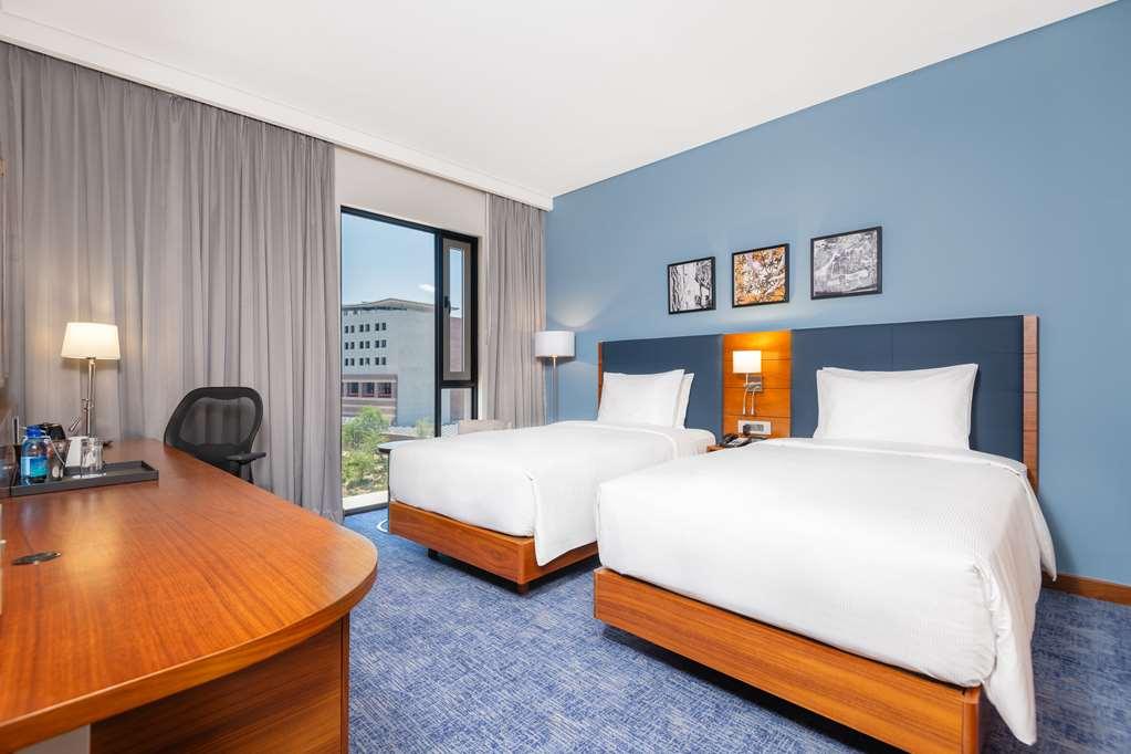 Hilton Garden Inn Windhoek Bilik gambar